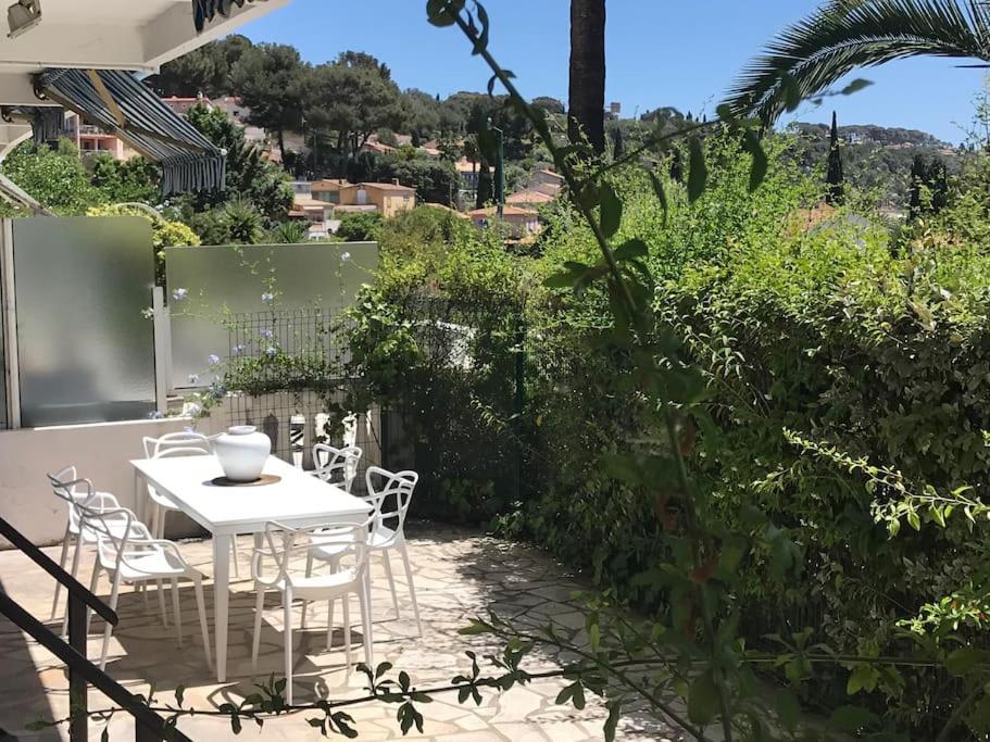 Bandol Roc Beach Vue Mer Grand T3 Face A La Plage Avec Parking Extérieur photo
