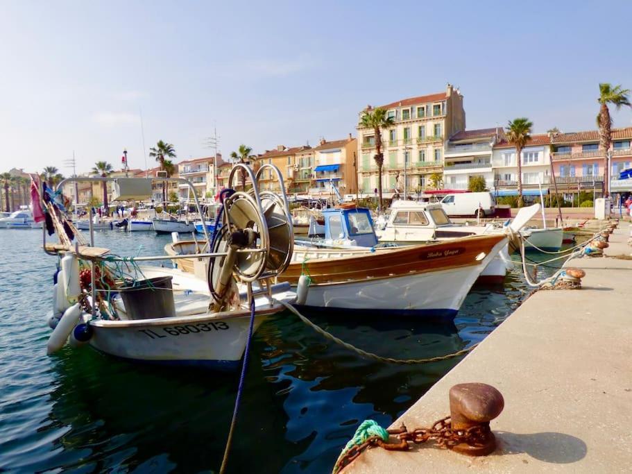 Bandol Roc Beach Vue Mer Grand T3 Face A La Plage Avec Parking Extérieur photo